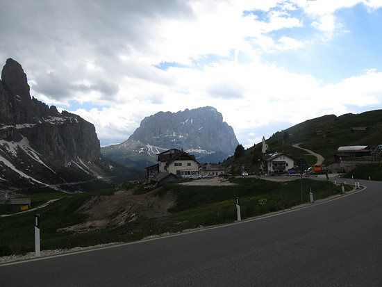 1648960-t0a31kuoigs6-sellaronda2014025-medium.jpg