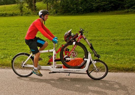 Fahrrad mit Fahrrad transportieren