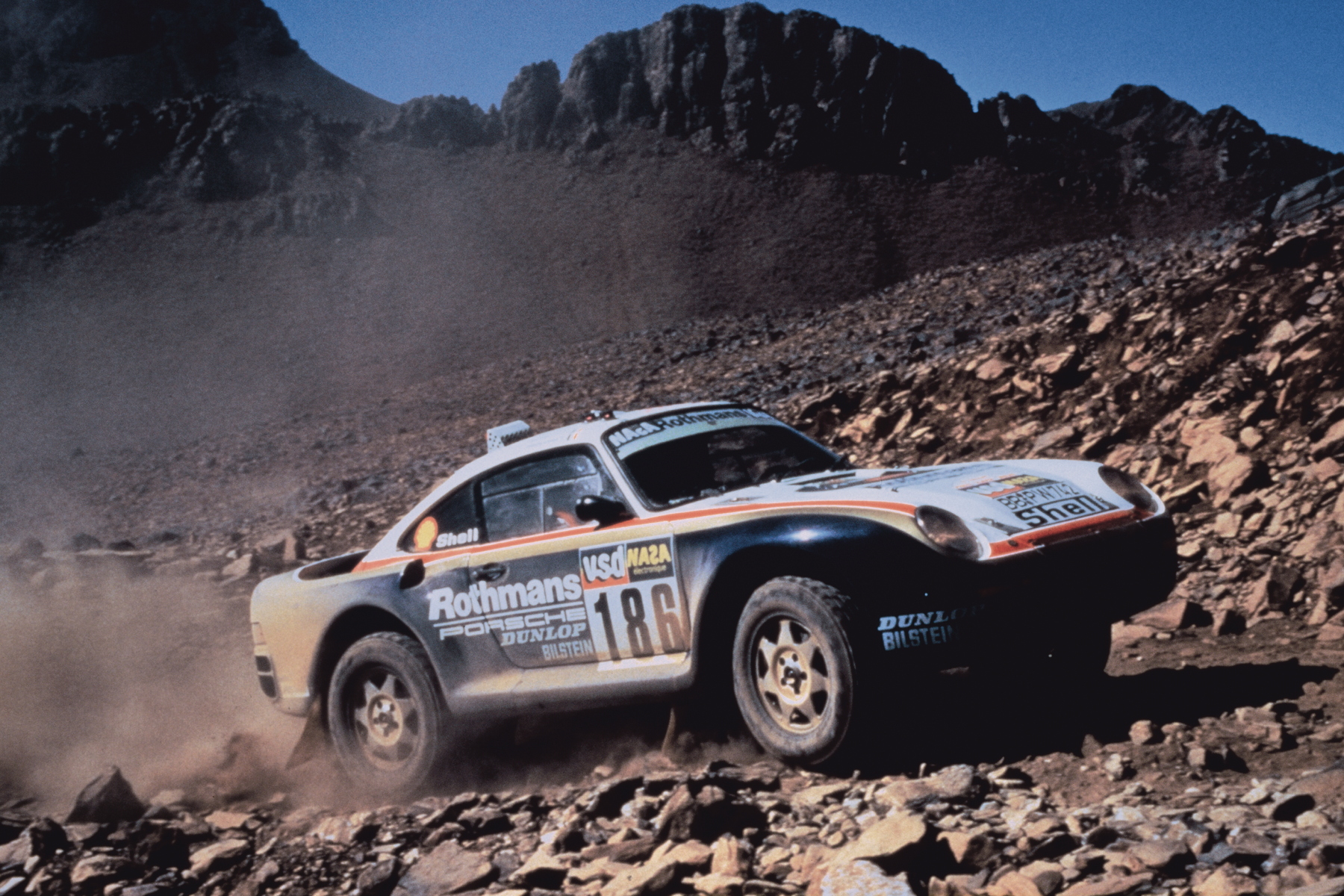 Porsche-959-SC-Dakar.jpg