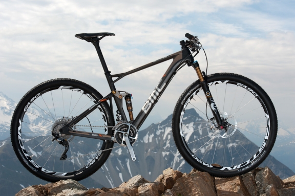 BMC Fourstroke FS01 29: BMC stellt neues 29er Fully vor