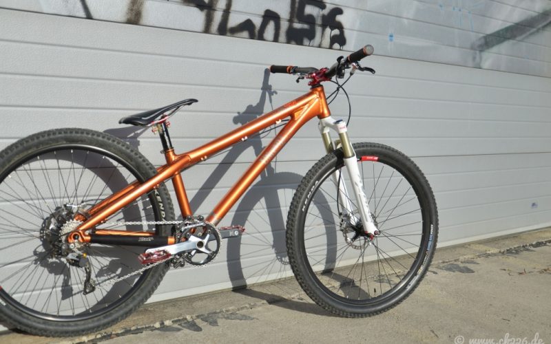 Arbeitsgerät(e): Klaus Beiges Univega 4X-Bikes
