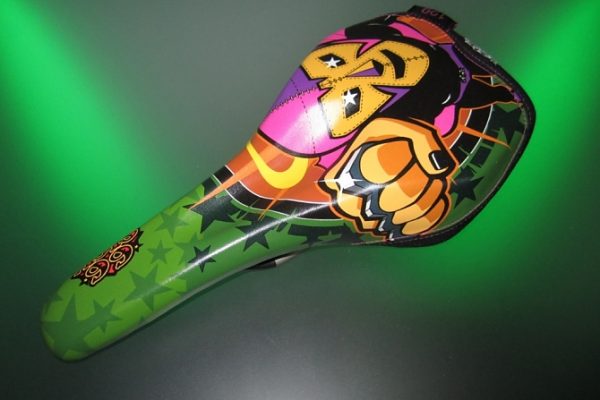 Passend zum 1. Advent – 66Sick Espacio Libre in Tannengrün erhältlich