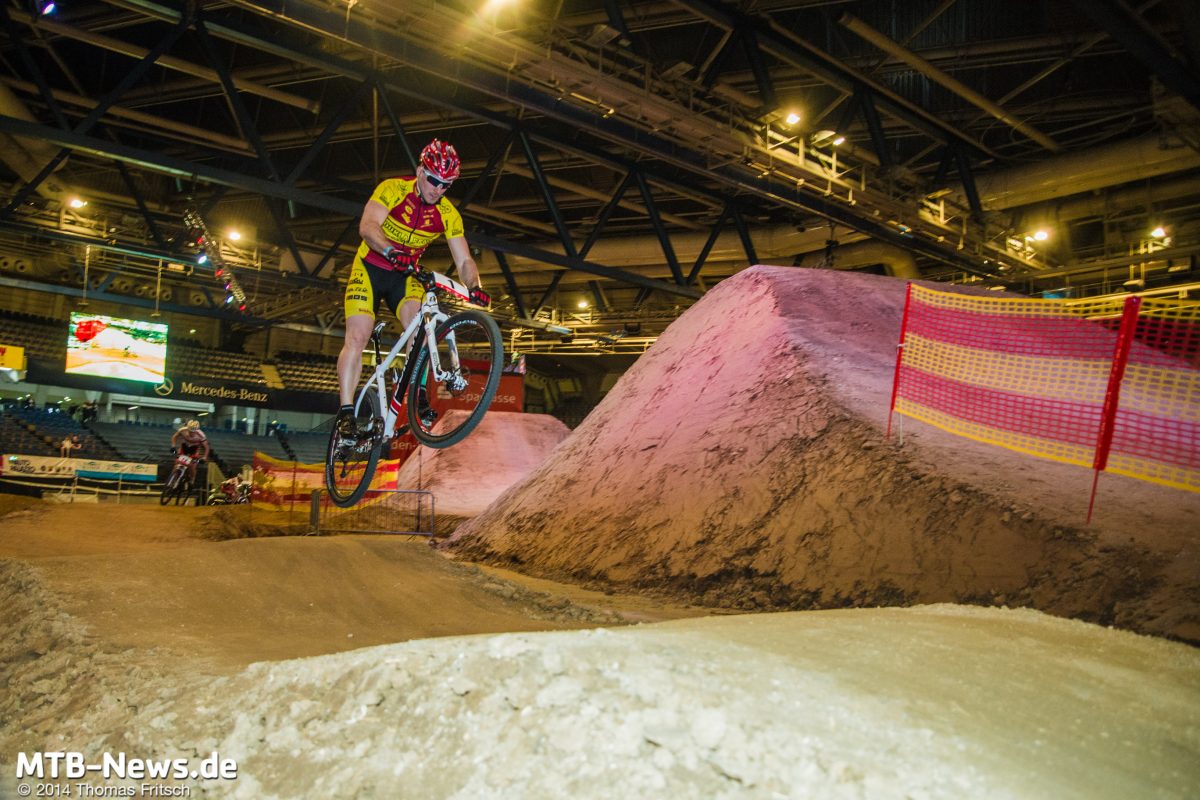 Sparkassen MTB-Festival Stuttgart: Vojta Lubomir gewinnt – Überraschungssiegerin Hannah Grobert bei den Damen