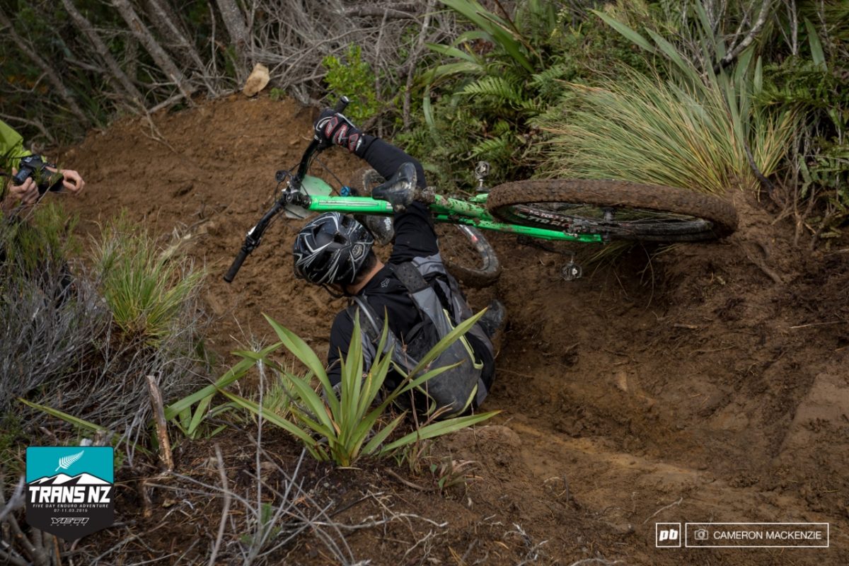Trans NZ Enduro: Tag 2 – steil ist geil