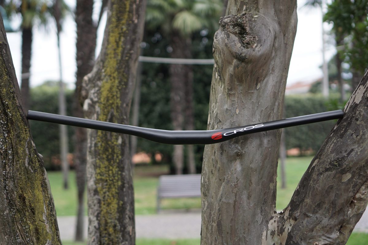 Riva 2015: Acros Carbon-Lenker – Made in Germany