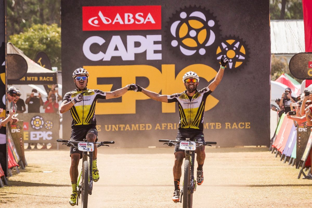 Cape Epic 2017 #1: Cannondale triumphiert erneut – Spitz stürzt schwer
