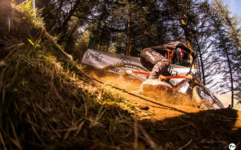 Downhill World Cup Lourdes: Replay des Finales