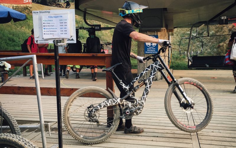 Neues Polygon Downhill-Bike: Prototyp in Whistler gesichtet!