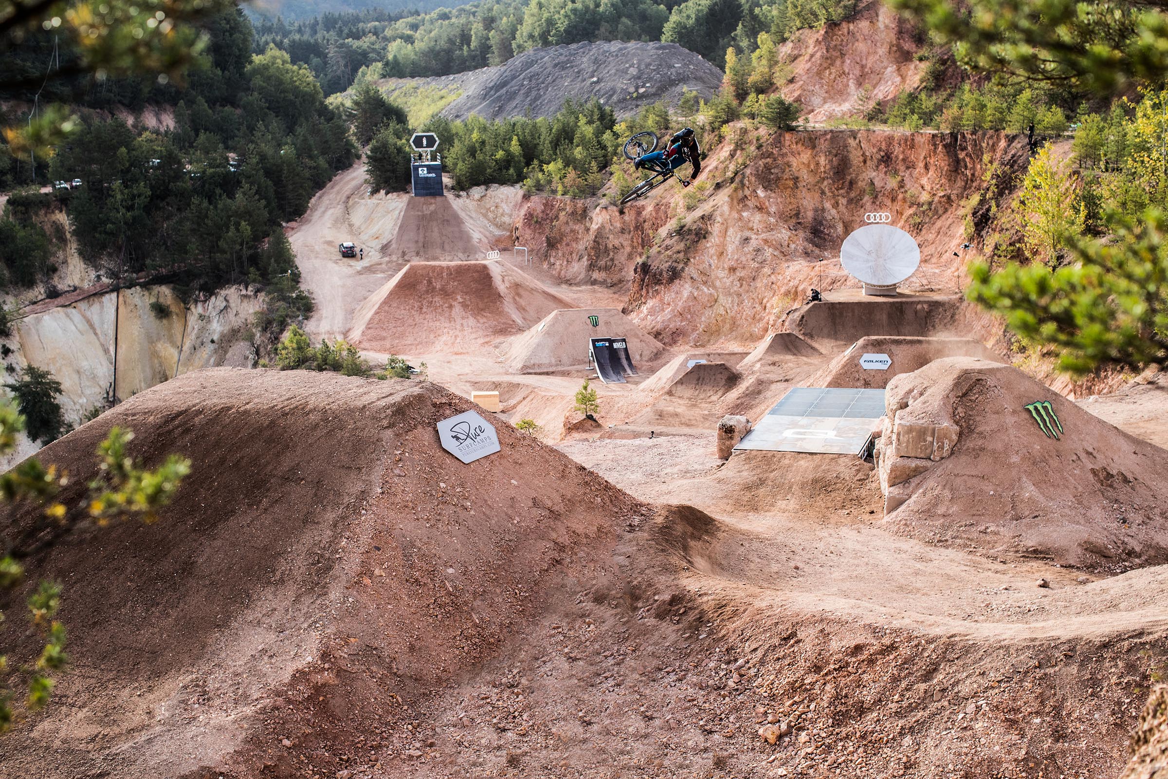 Audi Nines 2018: Tag 3 – Big Air-Session und bekloppte Freeride-Abfahrten