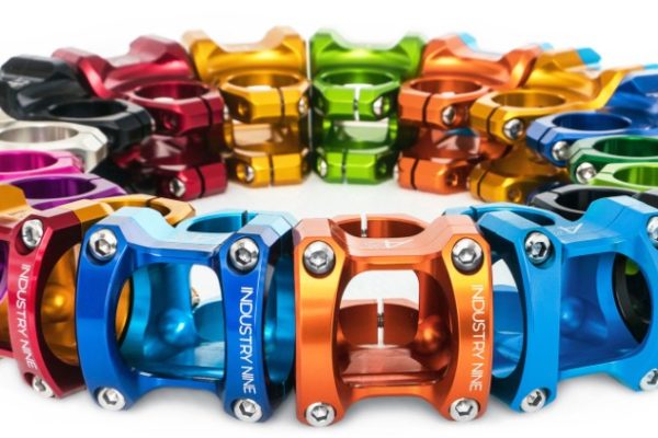 Industry Nine A35: Neuer farbenfroher Vorbau vorgestellt