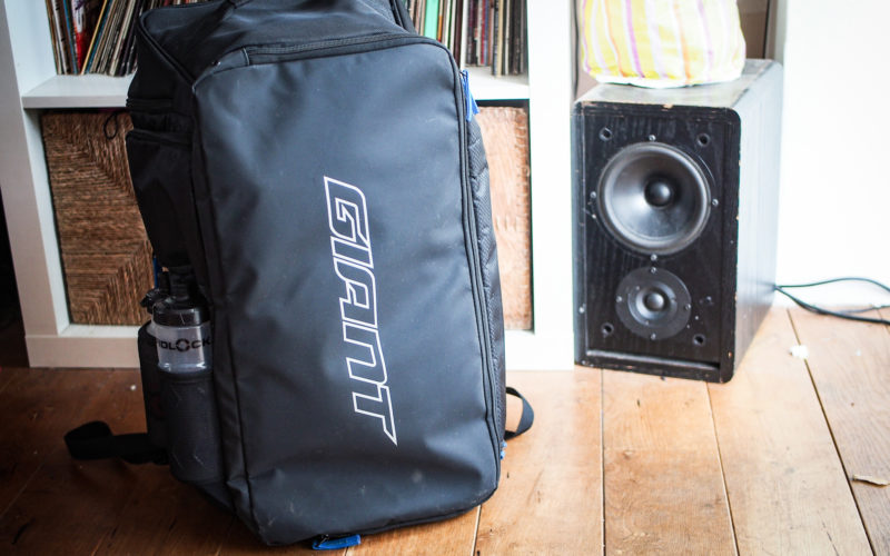 Giant Shadow Gear Bag im Test: Der Rucksack für den Renntag