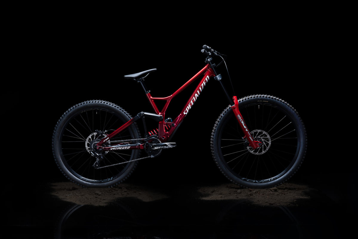 Specialized Demo 2021: Hurra, hurra, das Mullet-Demo ist da!