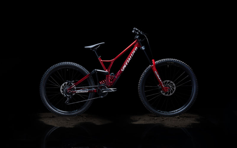 Specialized Demo 2021: Hurra, hurra, das Mullet-Demo ist da!