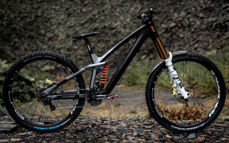 Neues Cube Two15 2021: Für World Cup-Racer oder Bikepark-Shredder