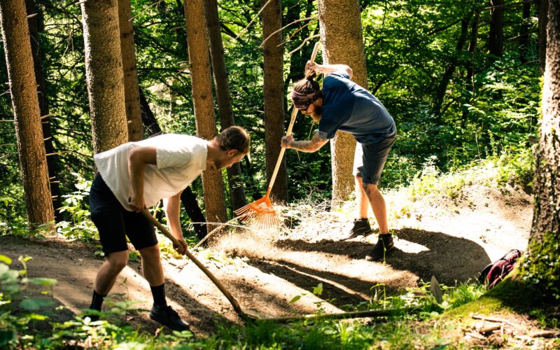 Crankworx Soil Searching Shape Day: Ein Tag Trailbuilding in Innsbruck