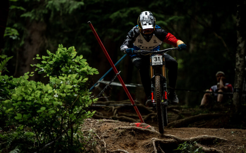 Downhill World Cup 2021 – Les Gets: Operation Delta – Fotostory Finale