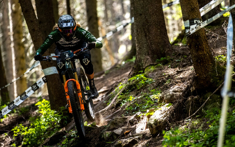 Gehrig-Twins-Blog: EWS #1 und #2 in Val di Fassa – Doppelt zurück mit einem Knall!