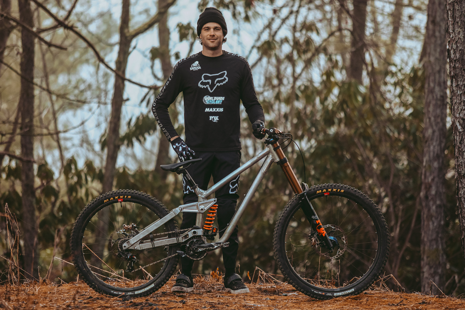 DIY statt Factory Team: Neko Mulally fährt mit Eigenbau-Projekt im World Cup