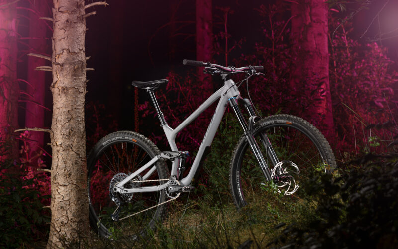 Neues Radon Slide & Skeen Trail AL: Alu-Trail-Bikes zum guten Kurs