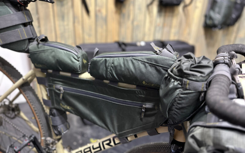 ISPO 2022: Mehr Taschen als an Opas Anglerweste