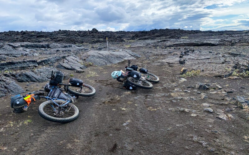 Über den Mond vom Polarkreis ans Meer:  MTB-Bikepacking durch Island – Teil 1
