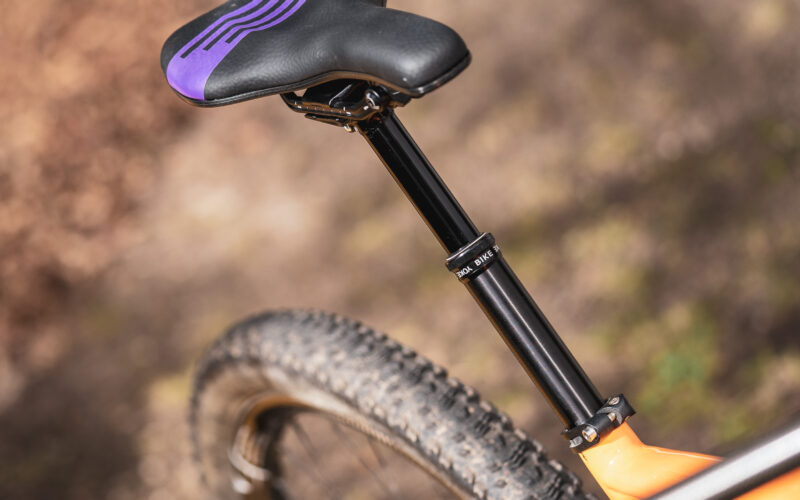 BikeYoke Revive 272 für Gravel und Co.: Vario-Sattelstütze jetzt in 27,2 mm erhältlich