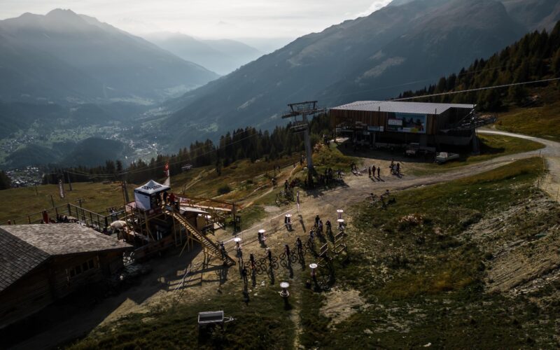 iXS Downhillcup #6 Bellwald: Kumpf und Hemmerling sind Seriensieger