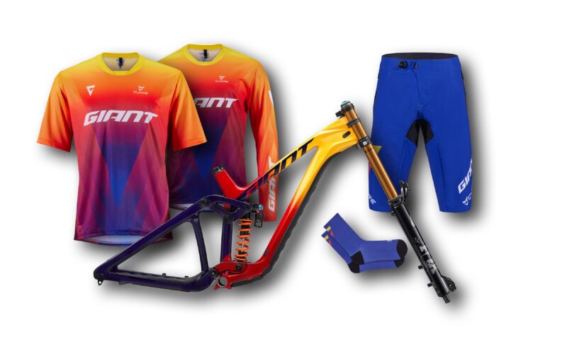 Giant Factory Off-Road Team Legends Edition: MTB-Teambekleidung von Downhill-...