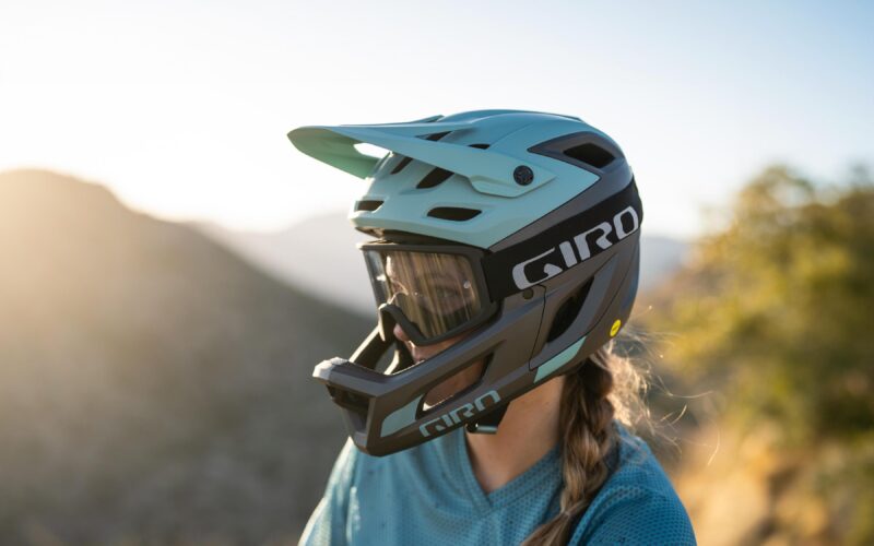 Neuer Giro Coalition Spherical MTB-Helm: Full-Face Leichtgewicht aus Kalifornien