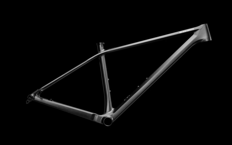 Bike Ahead Composites Neuerscheinungen: The Frame, The Hypersaddle & Biturbo RSX