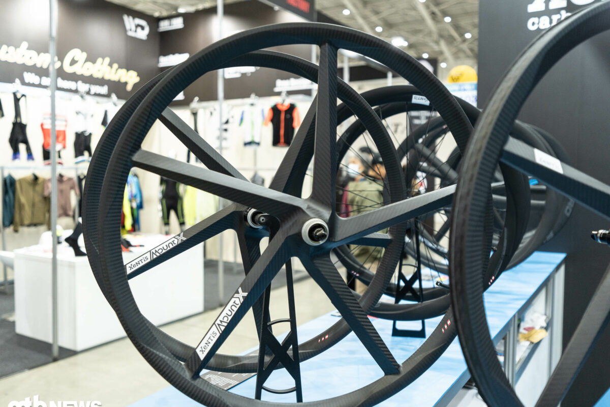 Neue XeNTiS Mount X CC 27: Carbon-Laufräder aus einem Stück – für 3.399 €