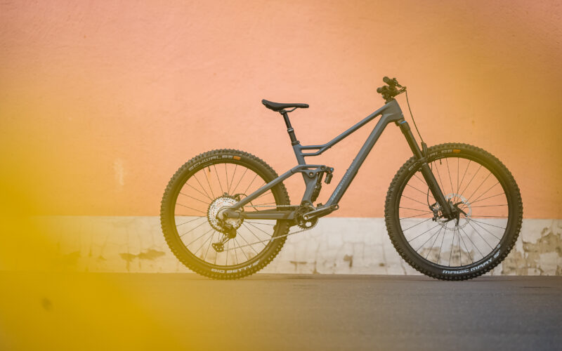 BikeStage 2024 – Radon Bikes: Radon Jab MX, leichtes Enduro im Mullet-Setup