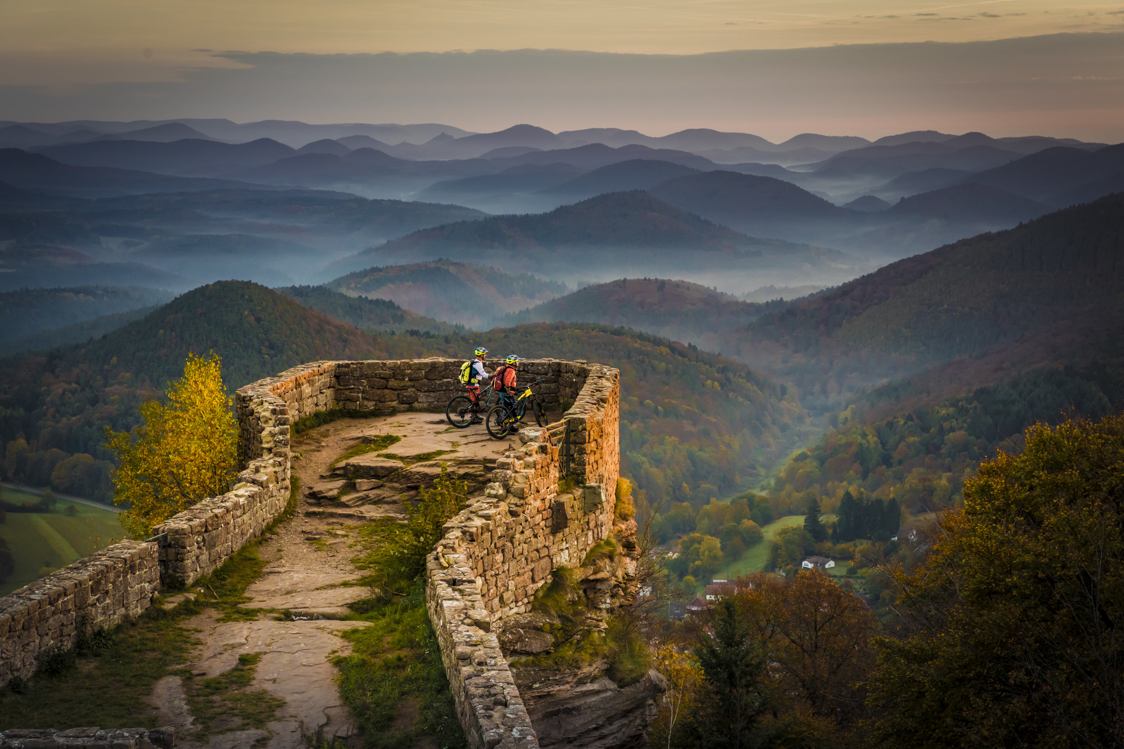 8. Deutscher Mountainbike-Kongress: „Team Up!“ am Trifels 4.-6. Juni 2024