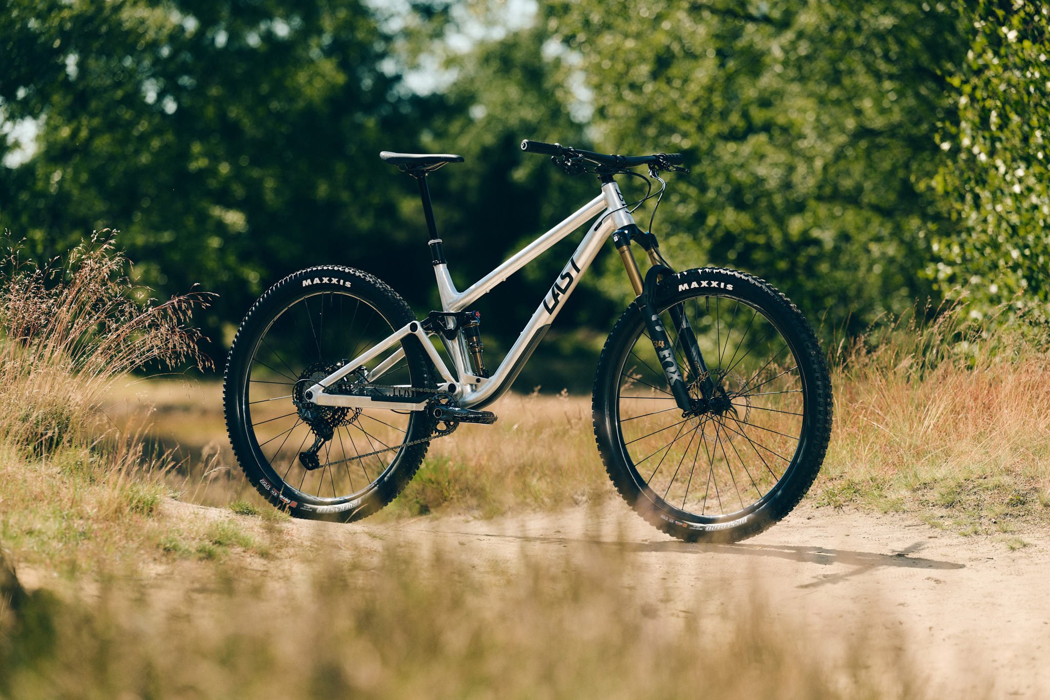 Neues Last Clay: Trail-Bike Ableger der Rahmenplattform