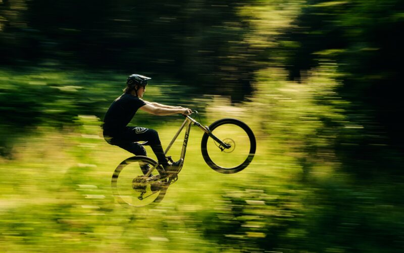 Neue Komplettbikes von LAST: Einladung zum End of Season Event mit Groupride in Dortmund