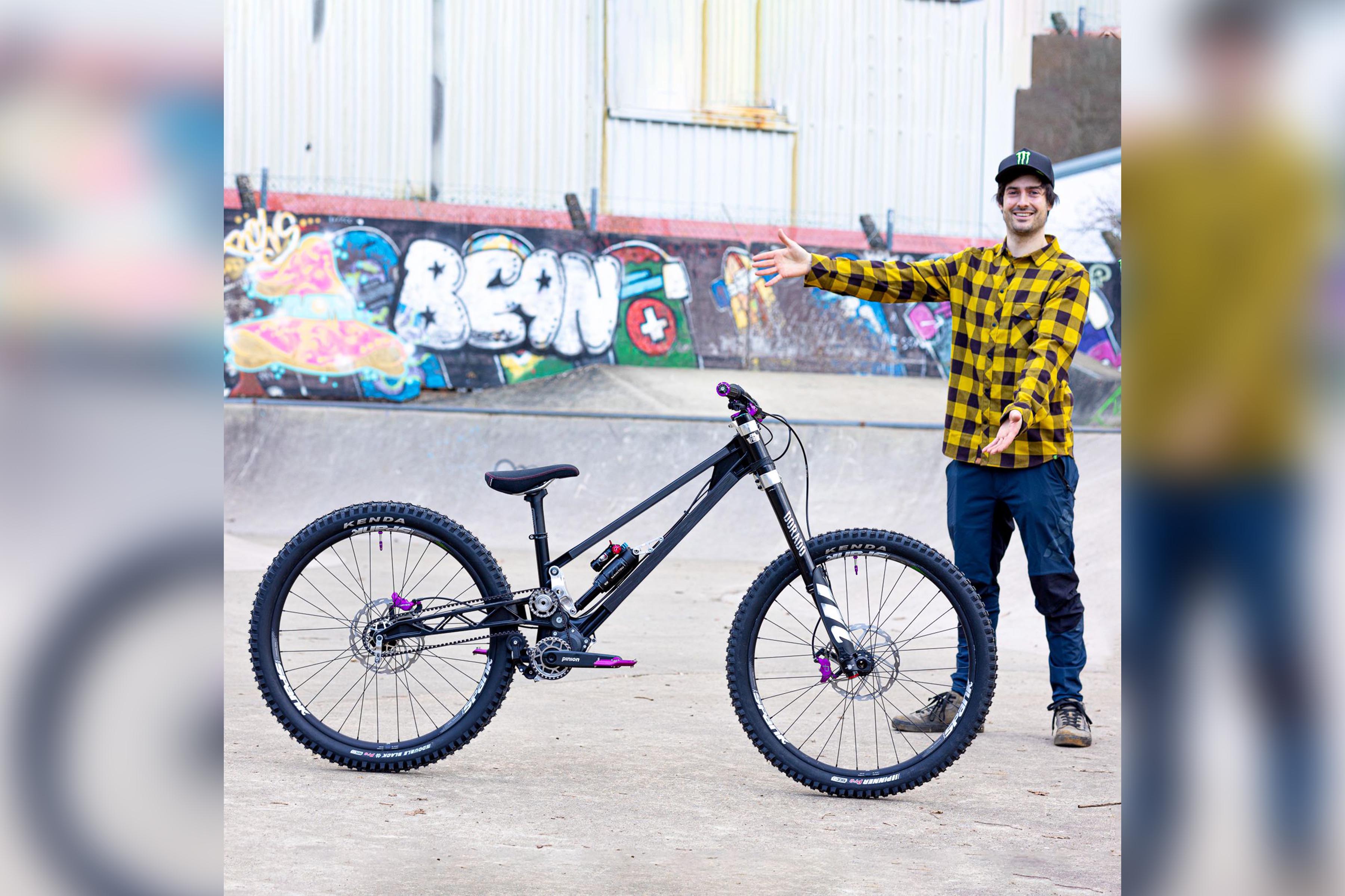 Sam Reynolds bei AON Racing: Reece Wilson verpflichtet Freeride-Legende