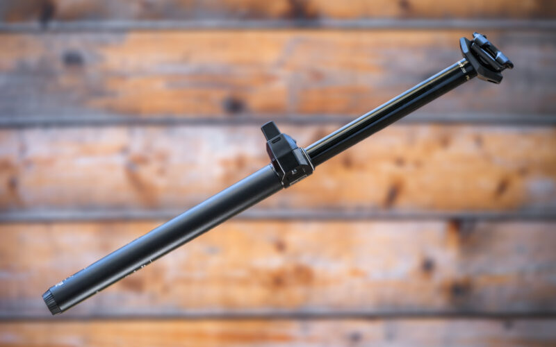 Neue RockShox Reverb AXS im ersten Test: Der Hub-König unter den Funk-Variostützen