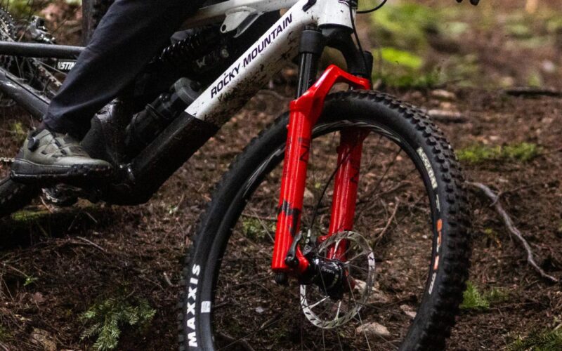 Marzocchi Bomber Z: Freeride-Federgabel mit 38 mm Standrohren