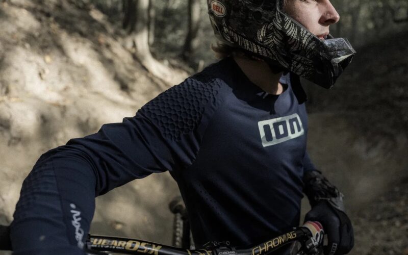 ION GRDXKN SCRUB Jersey & Hose: Gewinne ein ION-Bekleidungsset im Wert von 350 €!